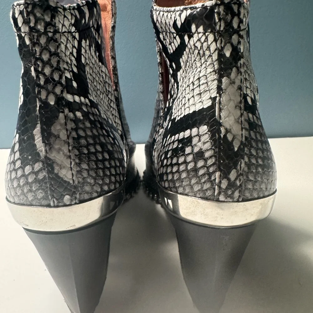 Jeffrey Campbell Optimum Snake‎ Skin Booties